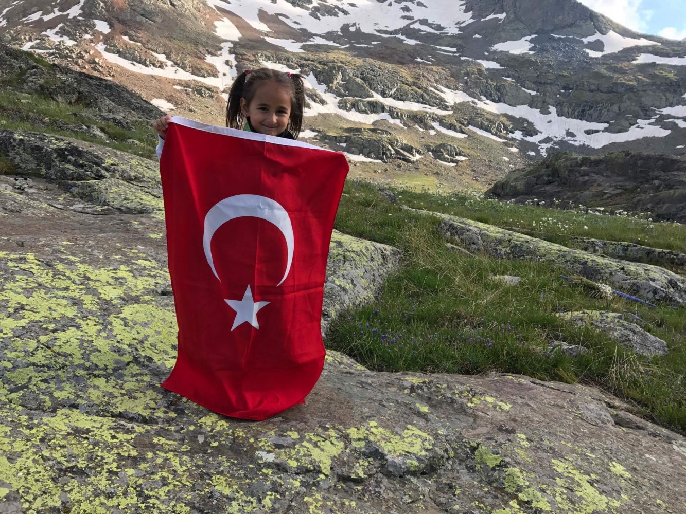 2 bin 500 metre rakımda düğün fotoğrafı çekilerek tarihe geçtiler 18