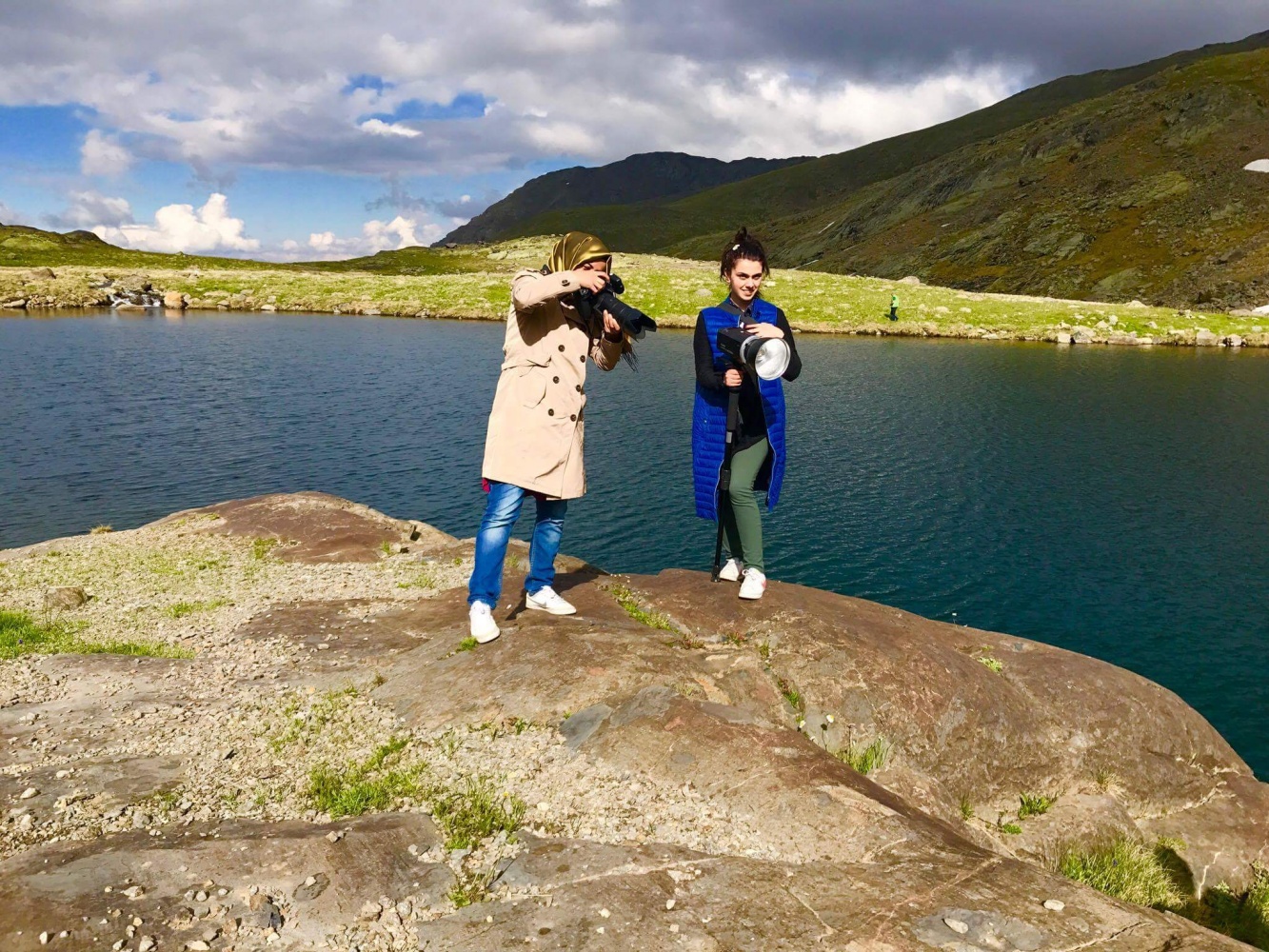 2 bin 500 metre rakımda düğün fotoğrafı çekilerek tarihe geçtiler 19
