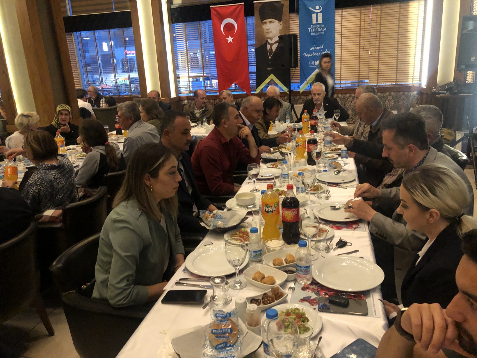 Eskişehir’de Porsuk ile Harşit’in dostluğu adına iftar sofrası kuruldu 6