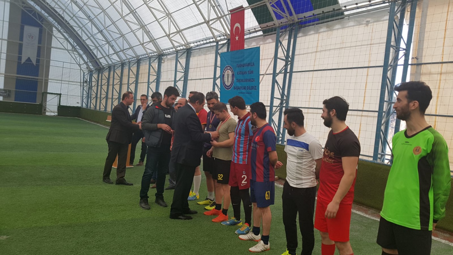 Sağlık camiasının halı saha turnuvasında şampiyon Sağlık Gücü oldu 19