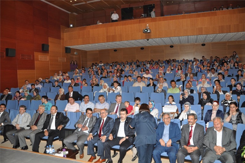 Anadolu Sağlık Meslek Lisesinde Mezuniyet Töreni 10