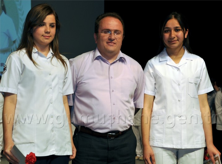 Anadolu Sağlık Meslek Lisesinde Mezuniyet Töreni 12