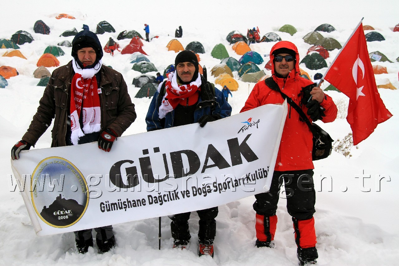 Gümüşhaneli Dağcılar Sarıkamış'ı Unutmadı 2