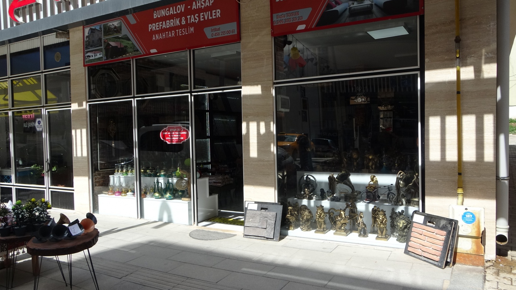 Gümüşhaneli esnaf Ersin Tosun, şehit yakınlarına 7 yıldır yüzde 50 indirim uyguluyor 4