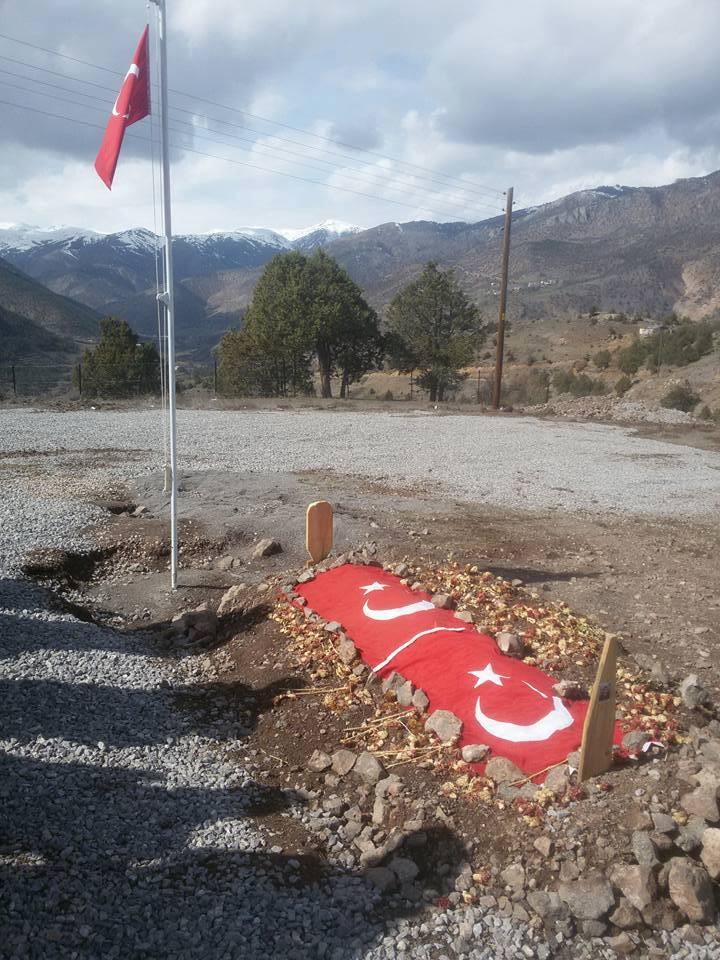 Kadınlardan şehit annesine ziyaret 6