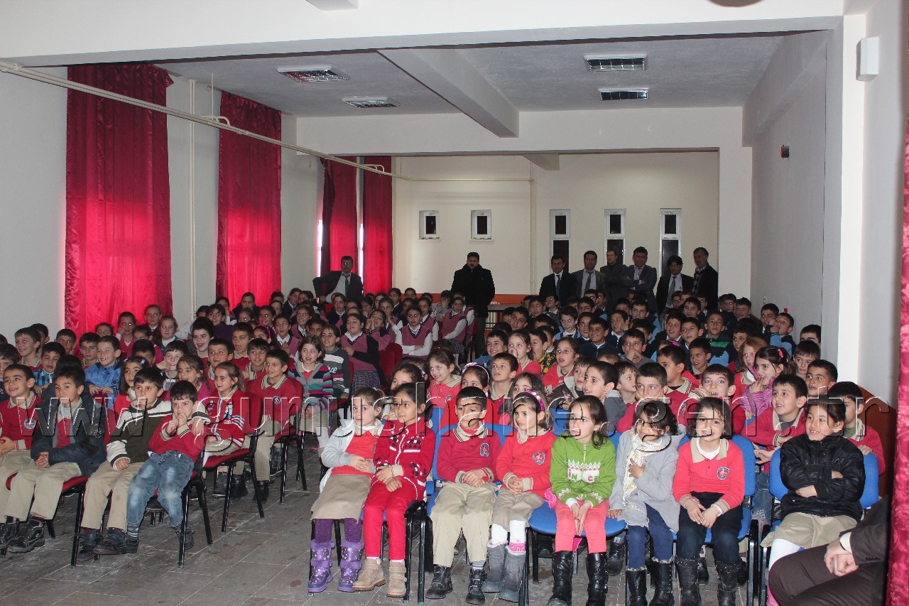 Mıstık İle Fıstık Şiran'da Sahnelendi 5