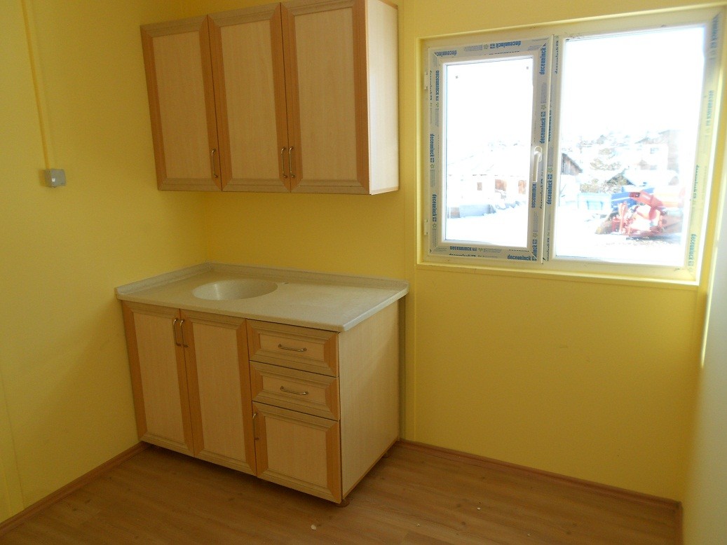 Şiran'da 5 Fakir Aileye Prefabrik Ev Yapıldı 5