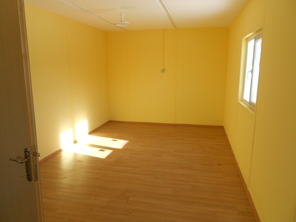 Şiran'da 5 Fakir Aileye Prefabrik Ev Yapıldı 6