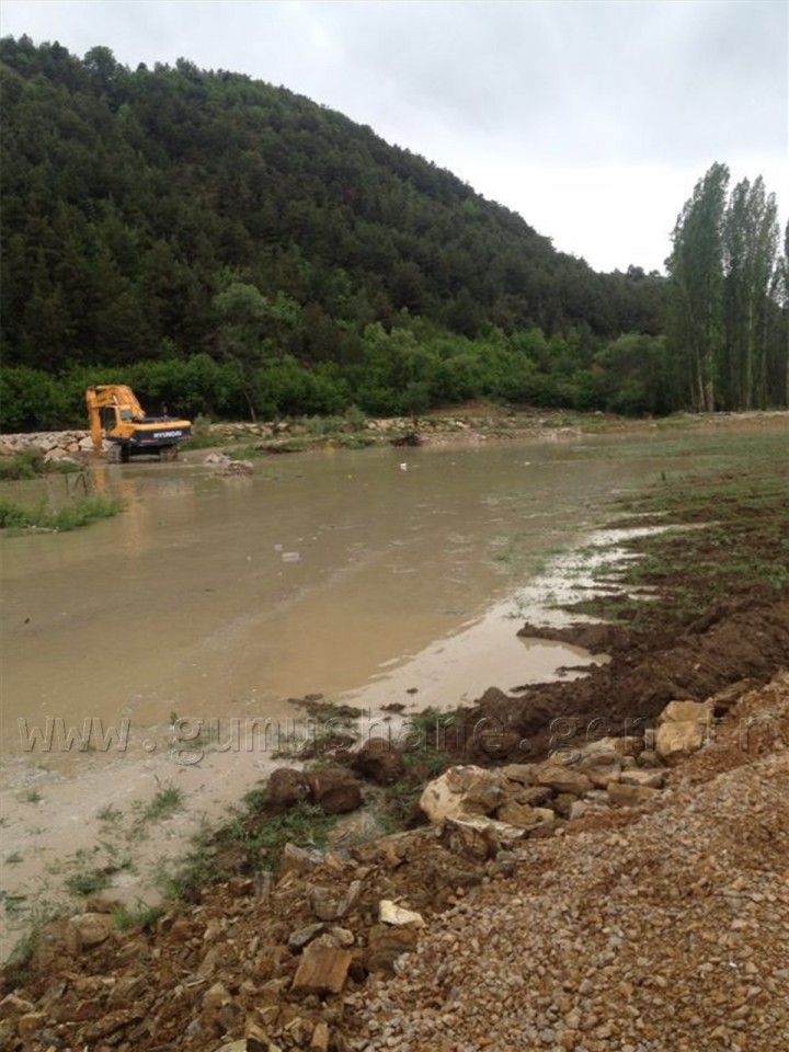 Şiran'da Şiddetli Yağmur  4