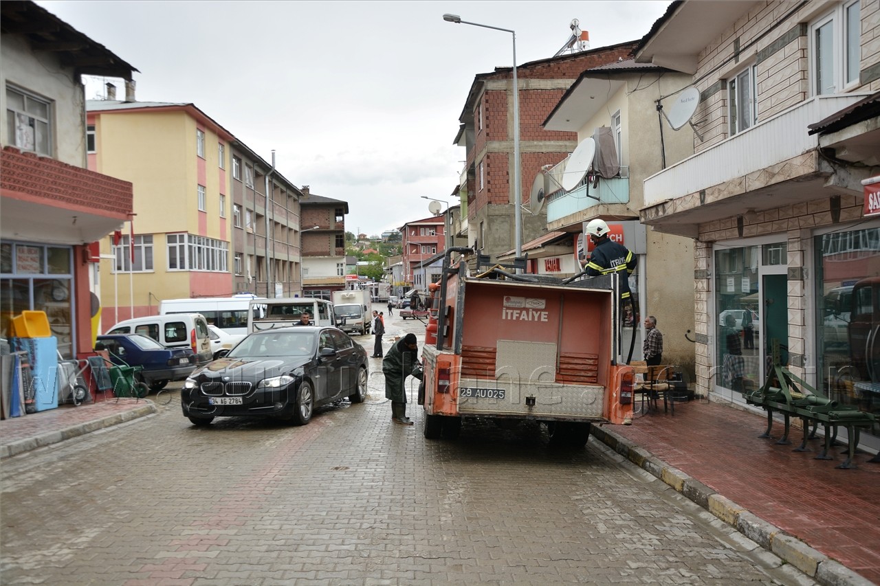 Şiran'da Şiddetli Yağmur  7