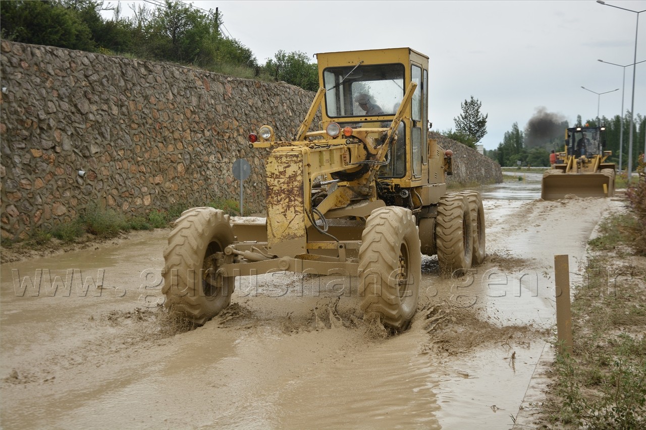 Şiran'da Şiddetli Yağmur  8