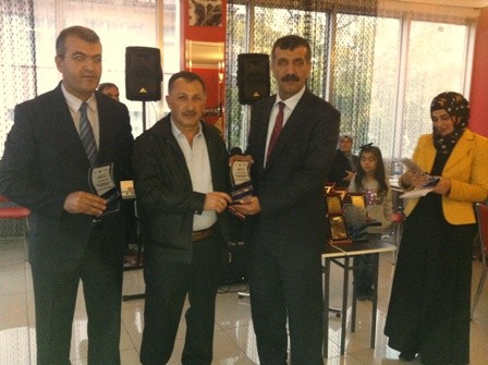 Kadın Öğreniyor Öğrendikçe Saygınlığı Artıyor  1