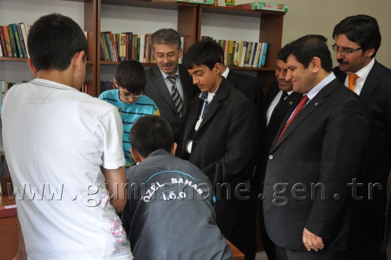 Gümüşhane'de Gençlik Evi Açıldı 4