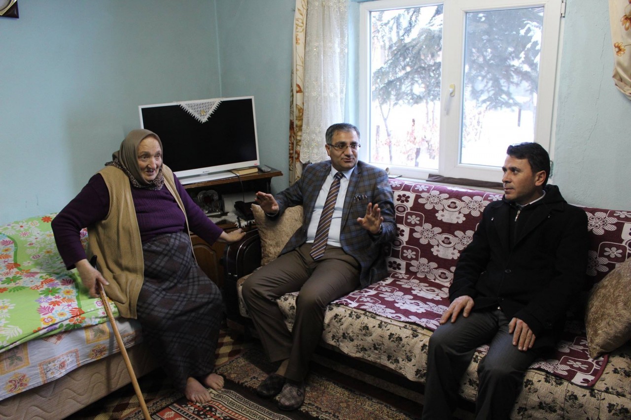 Kelkit Kaymakamı Yavuz’dan Yaşlılara Ziyaret 1