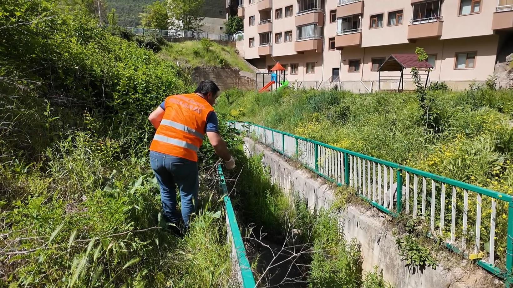 Gümüşhane Belediyesinden temizlik seferberliği 5