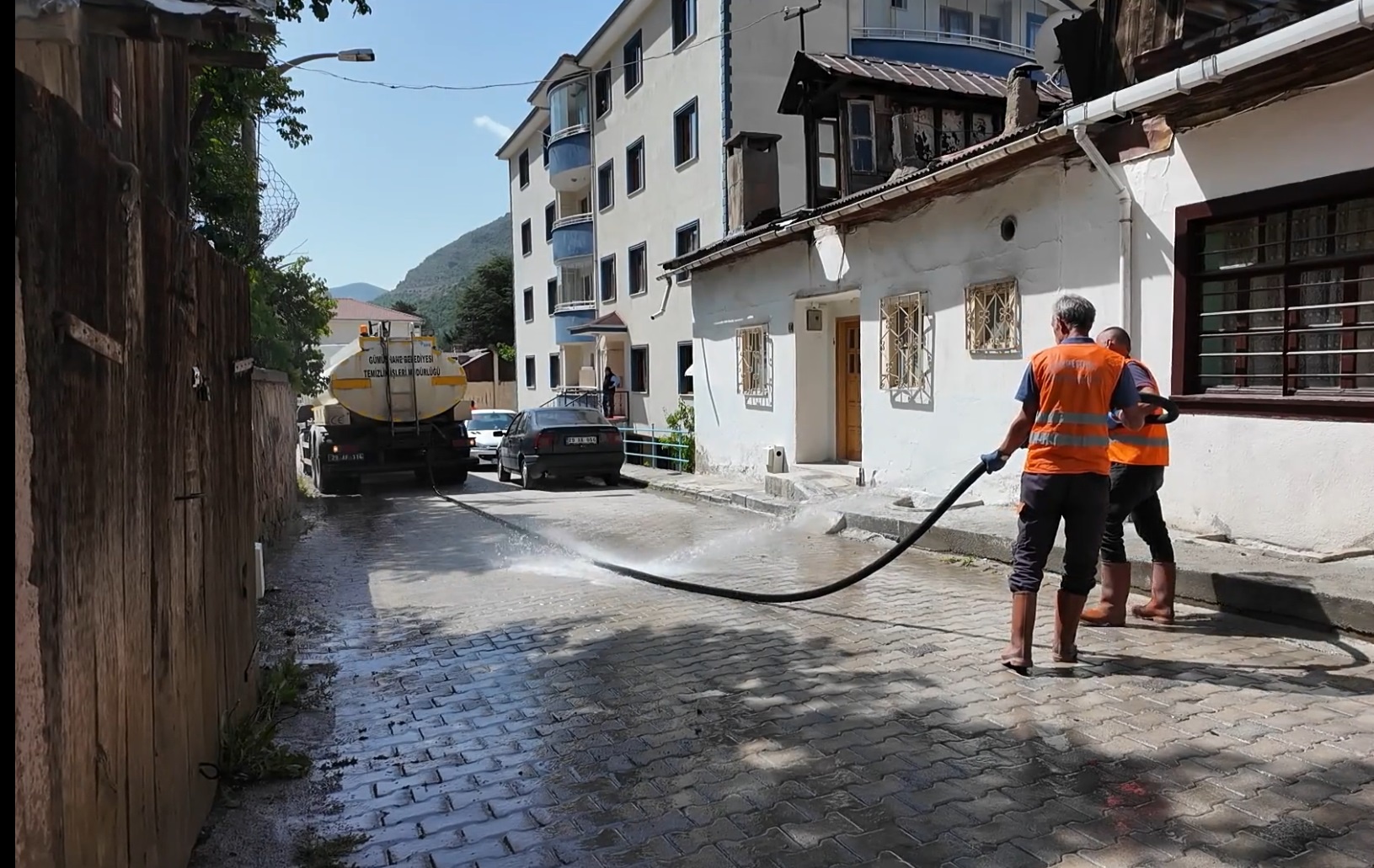 Gümüşhane Belediyesinden temizlik seferberliği 3