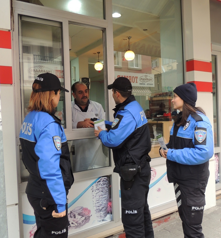 Torul’da suç çeşitlerine yönelik bilgilendirme çalışması yapıldı 2