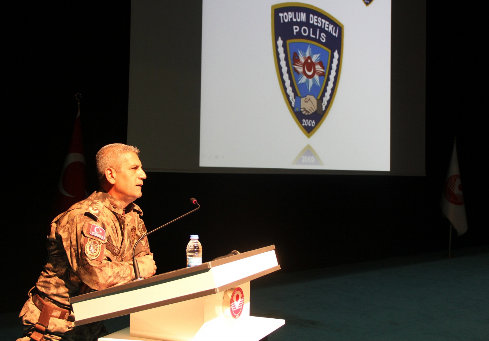 Öğrenciler İl Emniyet Müdürüne merak ettiklerini sordu 2