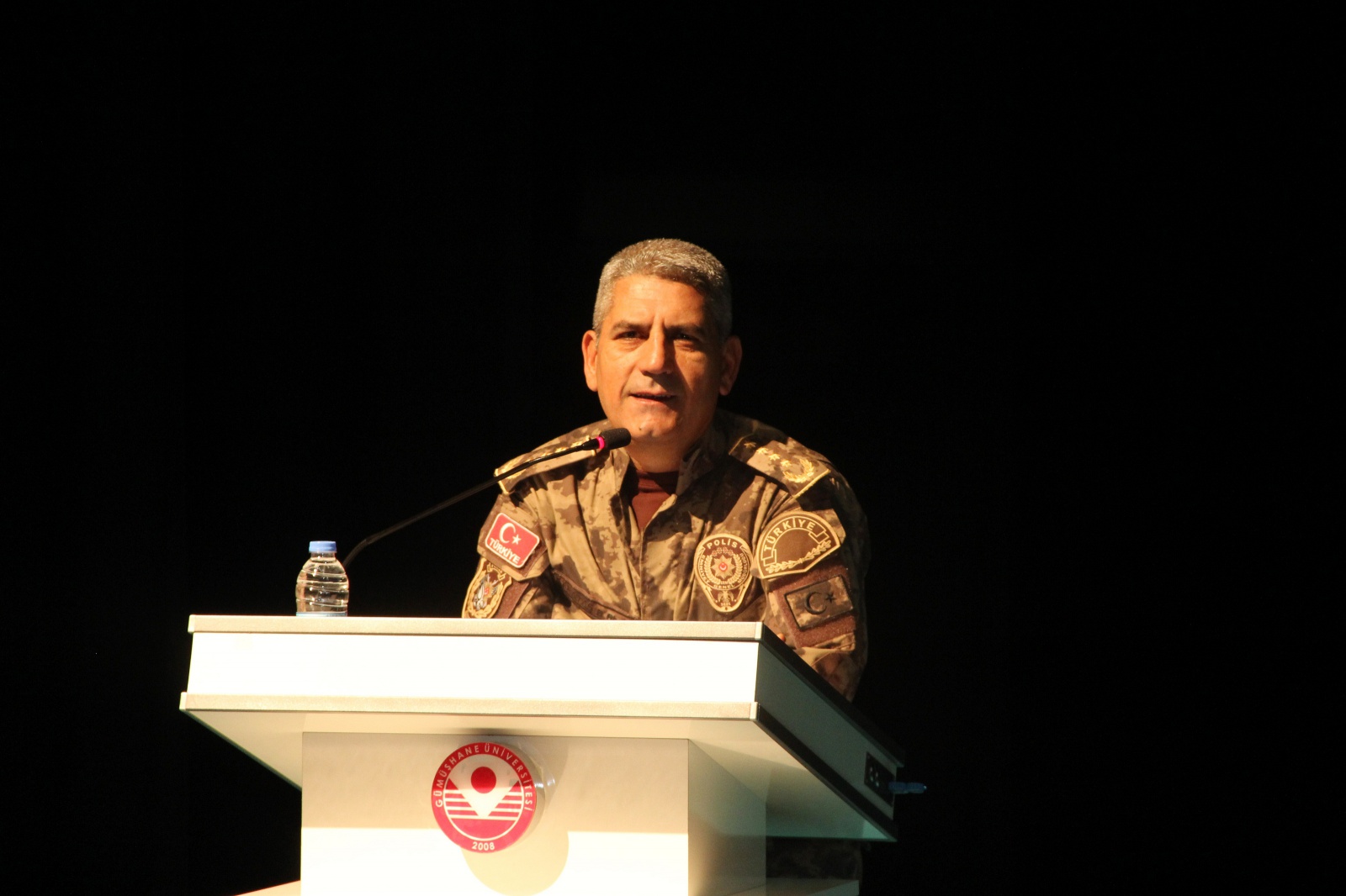 Öğrenciler İl Emniyet Müdürüne merak ettiklerini sordu 1