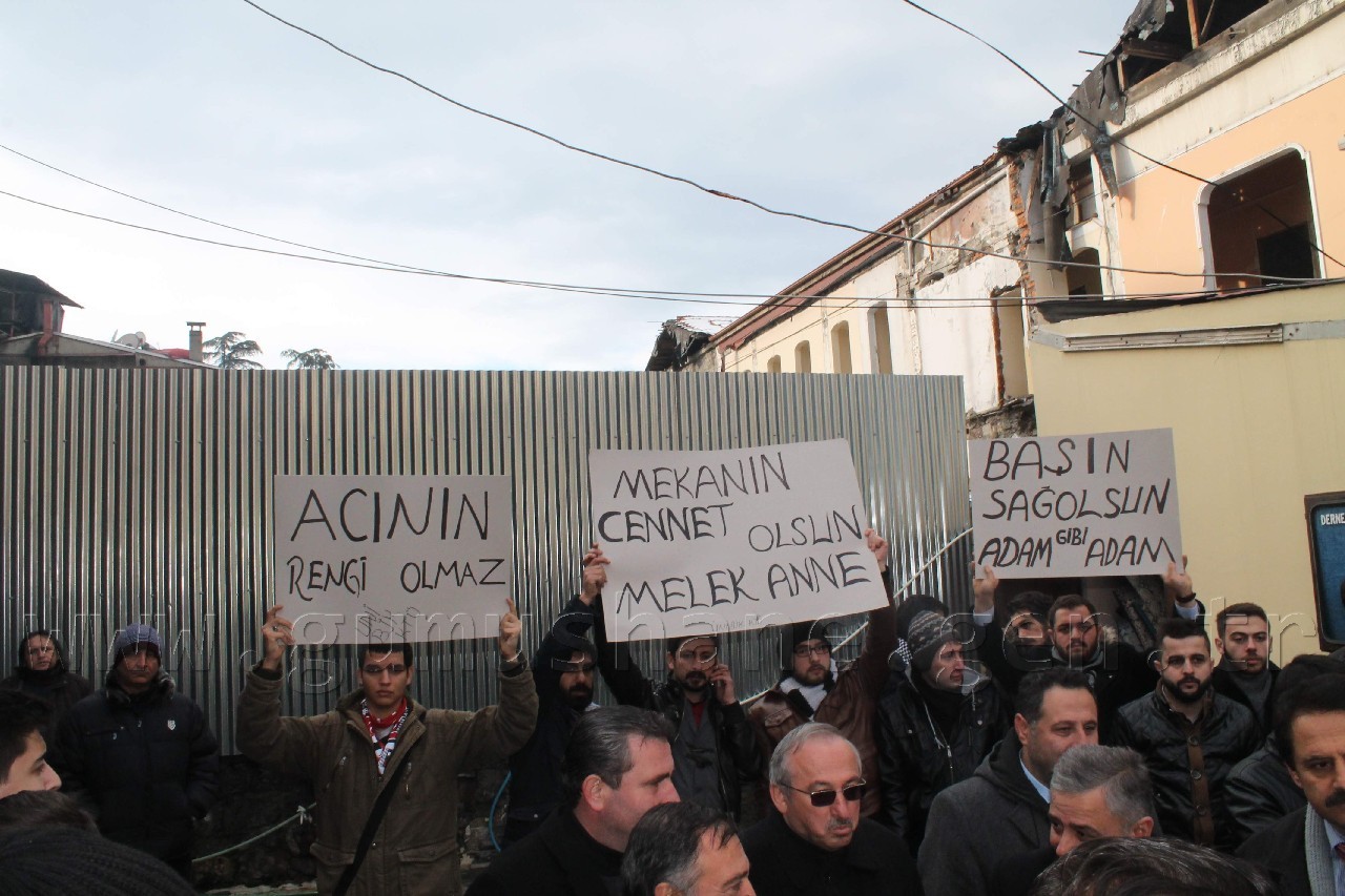 Tolga Zengin'den Annesine Son Görev   6