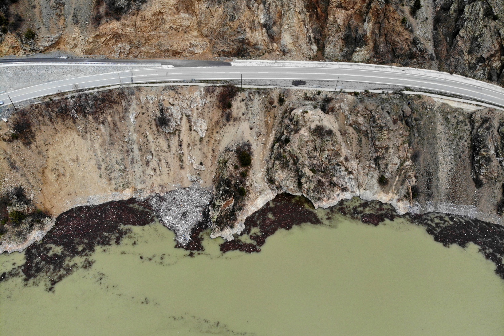 Torul Baraj ‘Çöplüğü’nde yine aynı görüntü! 10