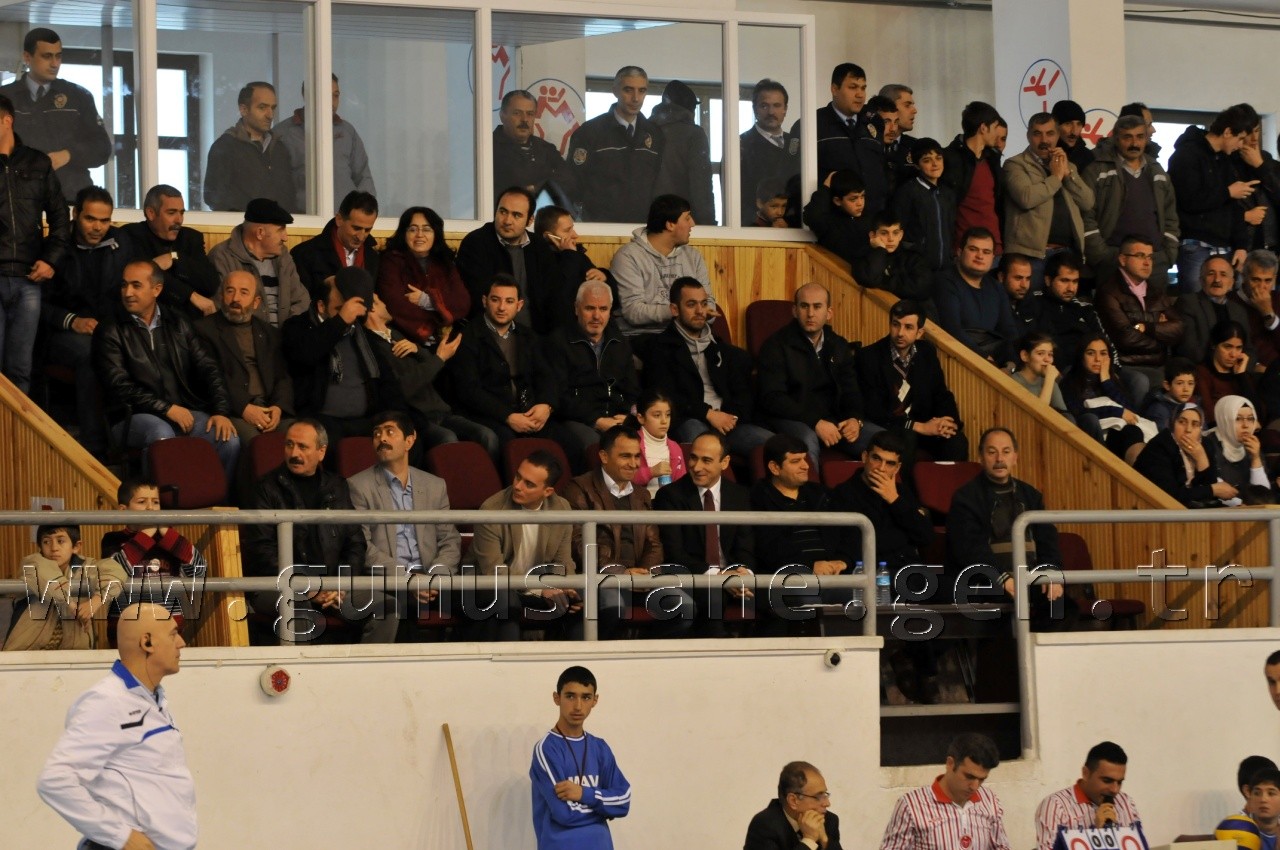 Torul Seriyi Bozdu: 1-3 14