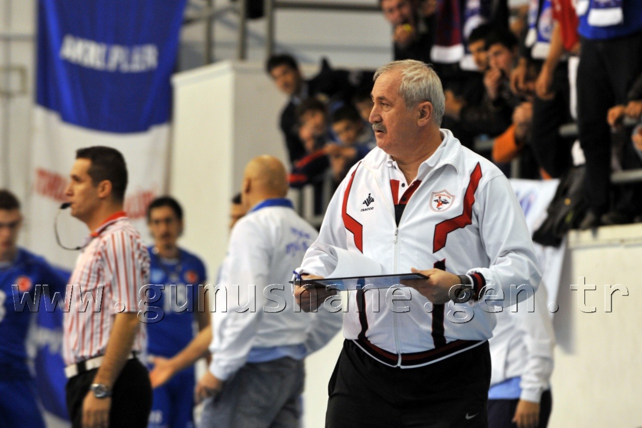 Torul Seriyi Bozdu: 1-3 33