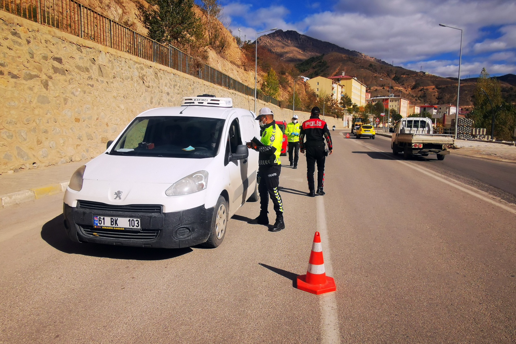 Trafik denetimleri devam ediyor 1