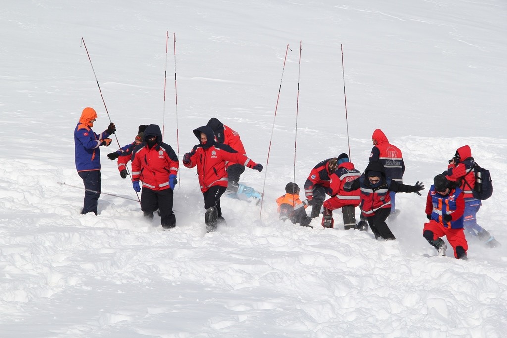 Yılın ilk UMKE eğitim kampı Zigana’da yapıldı 11