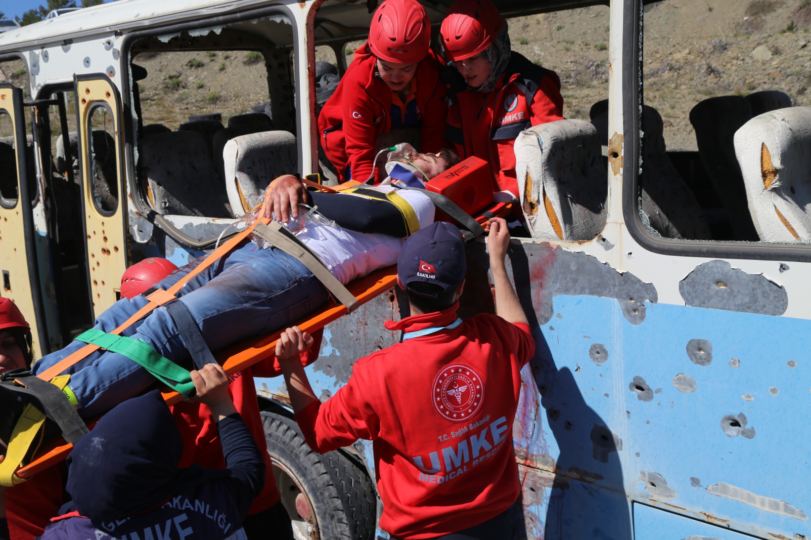 Gümüşhane’de UMKE ekiplerinden nefes kesen tatbikat 7