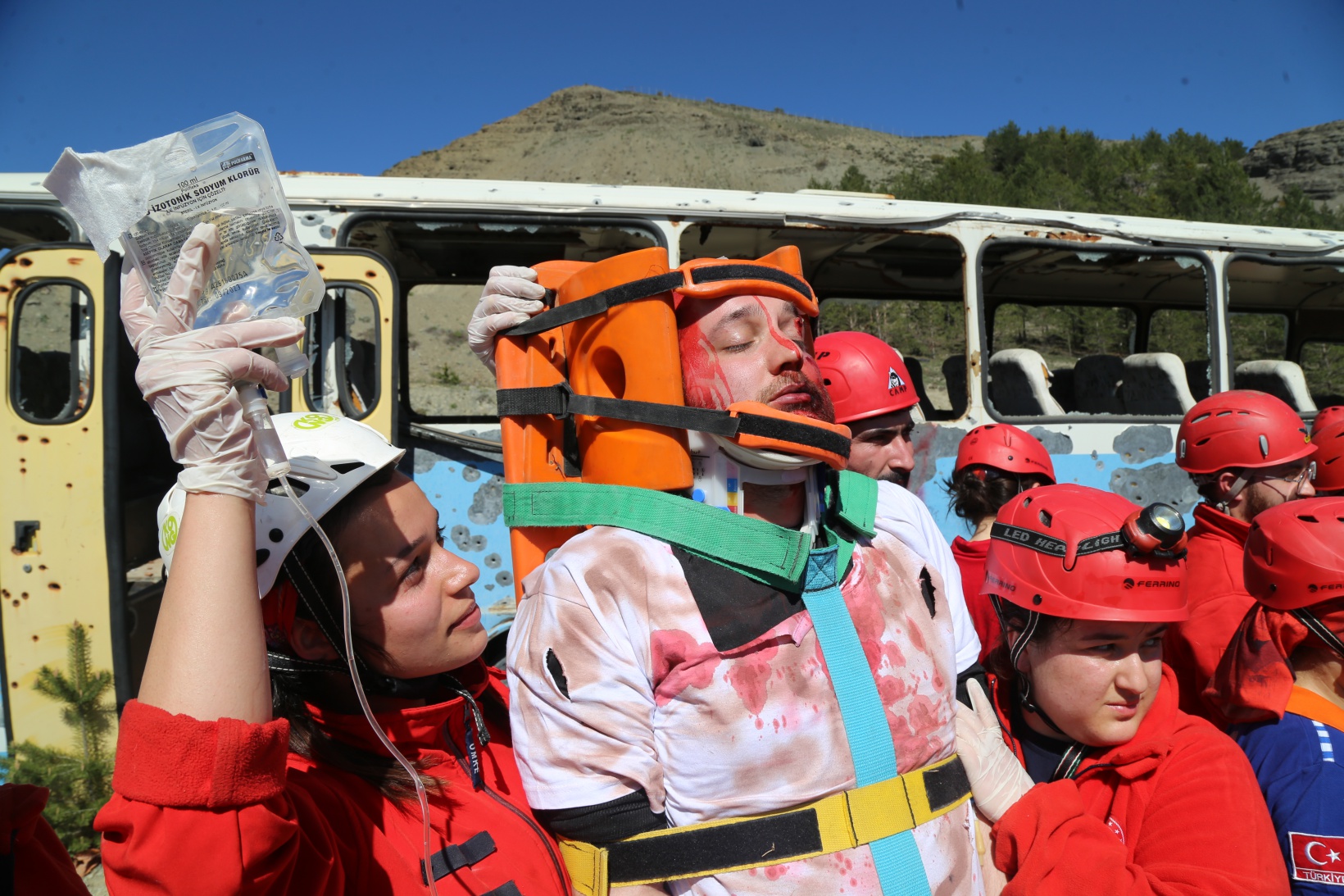 Gümüşhane’de UMKE ekiplerinden nefes kesen tatbikat 2