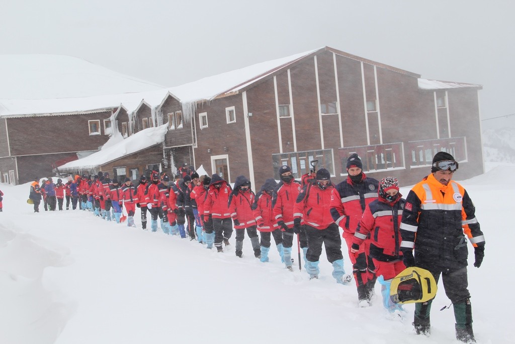 Yılın ilk UMKE eğitim kampı Zigana’da yapıldı 2
