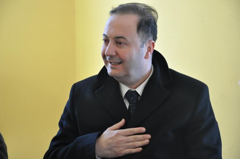 Yılmaz, her an vatandaşlarla bir arada 5