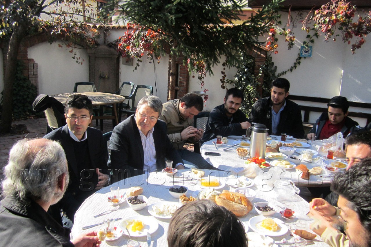 Üstün Başkentte Gençlerle Buluştu 3