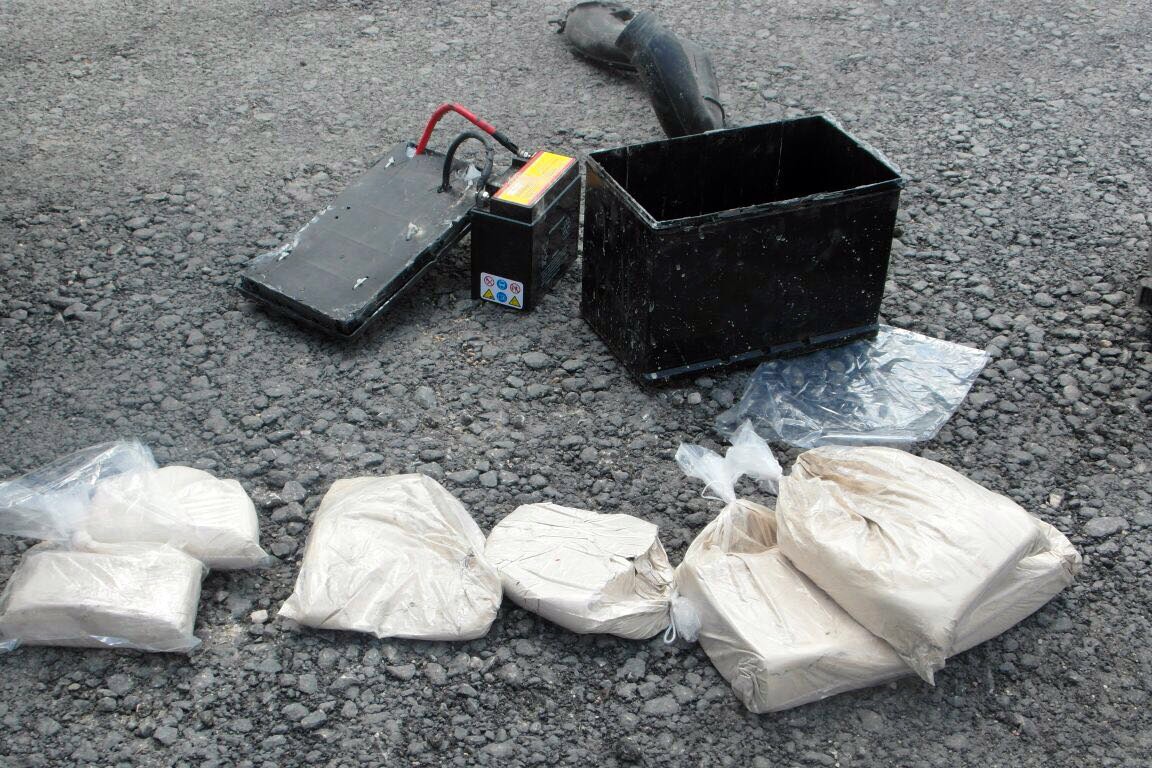 Gümüşhane’de araç aküsünde 5 kilo eroin ele geçirildi 2