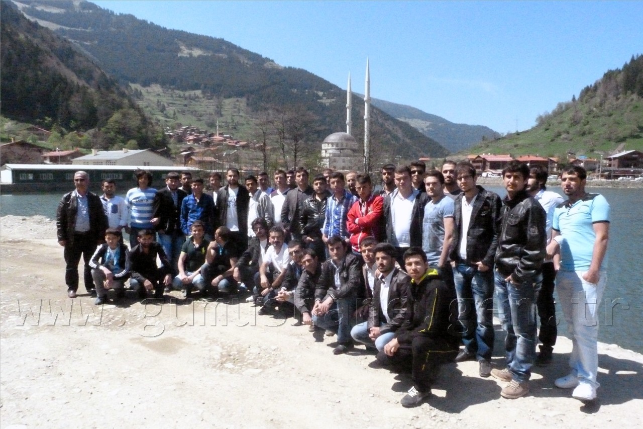 Seyyahlar Uzungöl'de 2