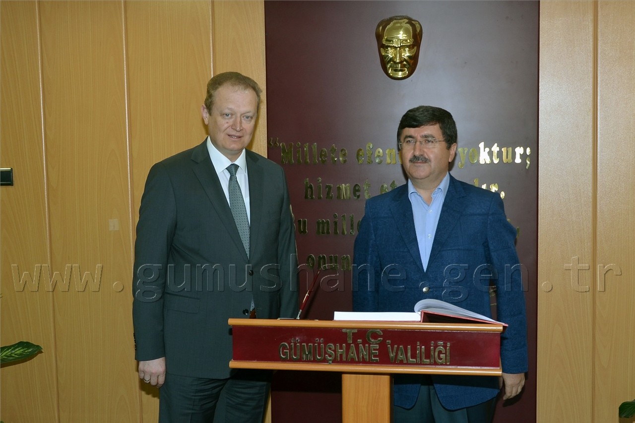 Trabzon Valisi Abdil Celil Öz, Vali Yücel Yavuz'u Ziyaret Etti 2