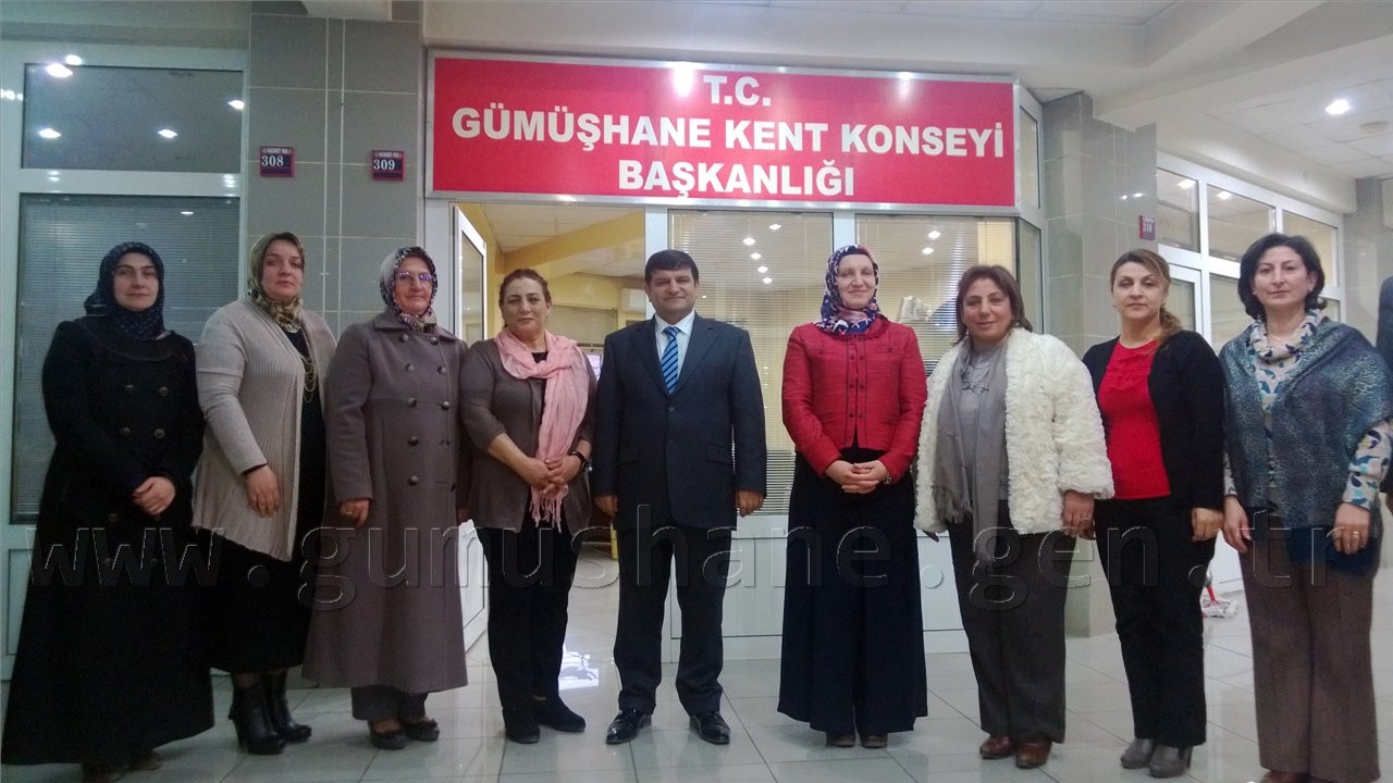 Vali Mayda, Kadınlar Gününde Kadın Derneklerini Ziyaret Etti 8