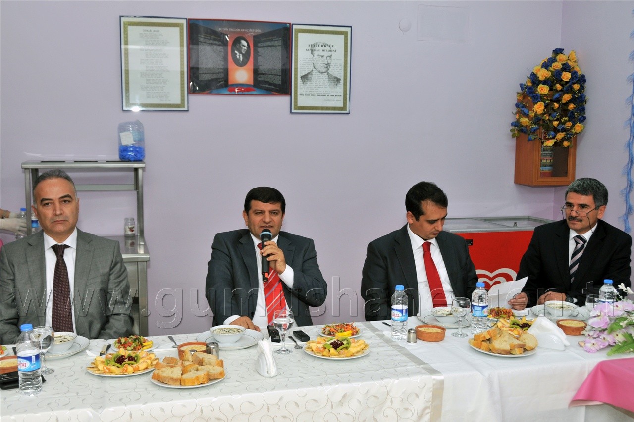 Vali Mayda Üniversite Öğrencileri İle Buluştu 7