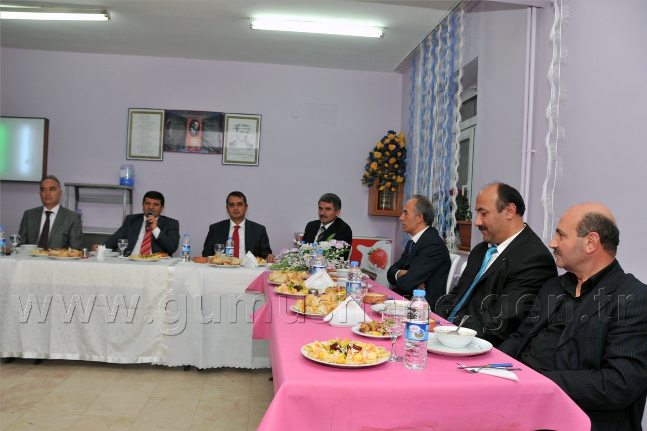 Vali Mayda Üniversite Öğrencileri İle Buluştu 8