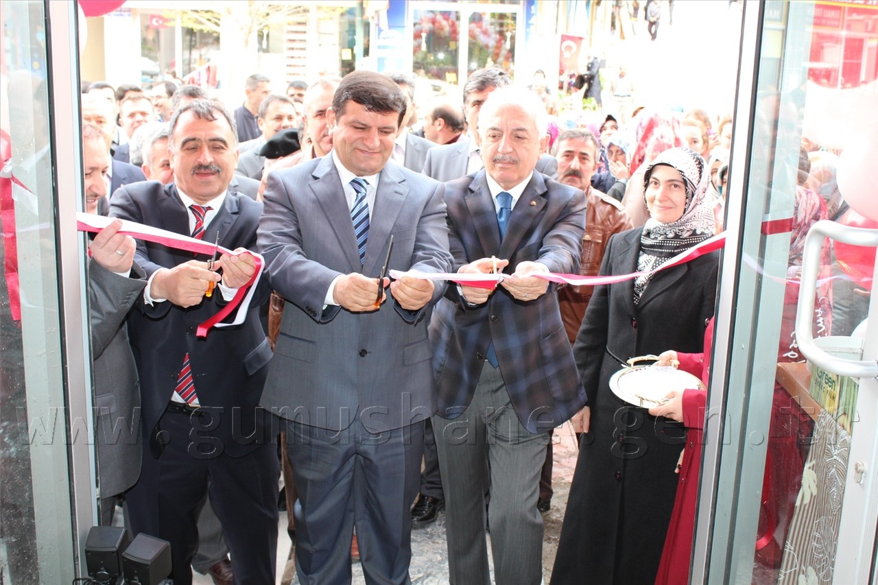 Yakamoz Derneğinden Öğrenciler İçin Kermes 3