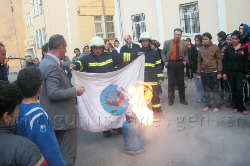 Belediye'den Yangın Tatbikatı 5