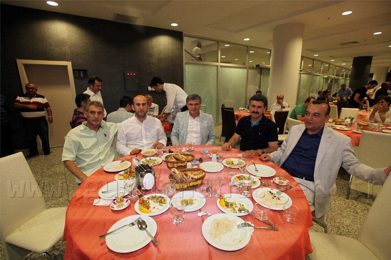 Yenimahalle'de İftar 1