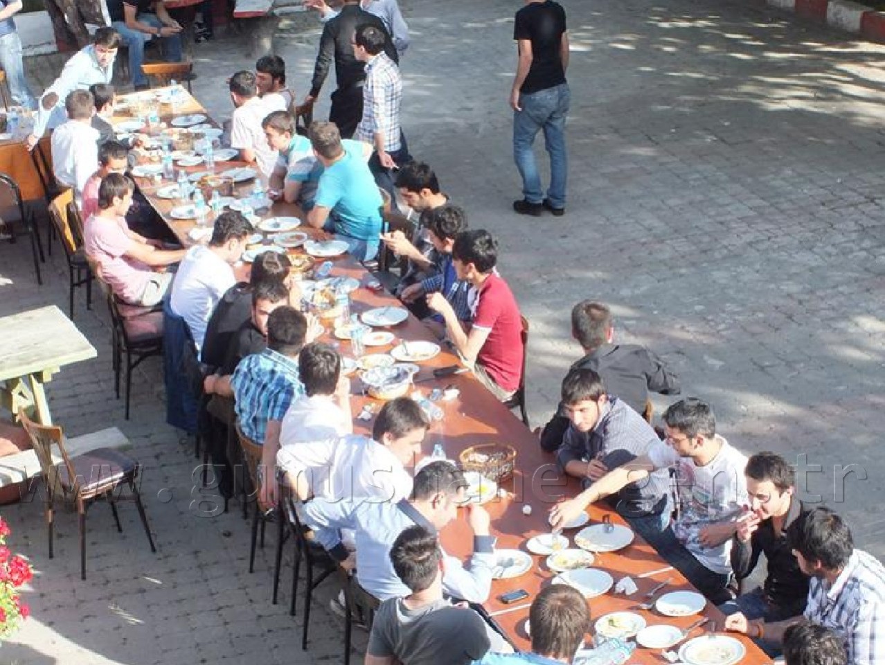 Üniversiteli Ülkücüler Yemekte Buluştu 5