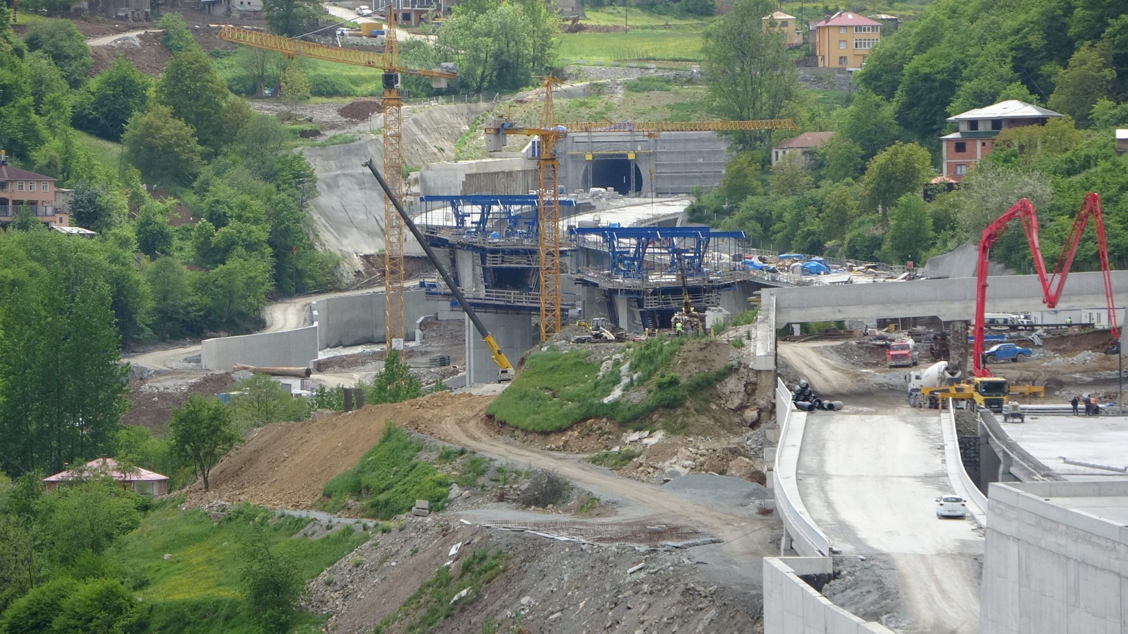 Yeni Zigana tünelinde çalışmalar son sürat devam ediyor 12