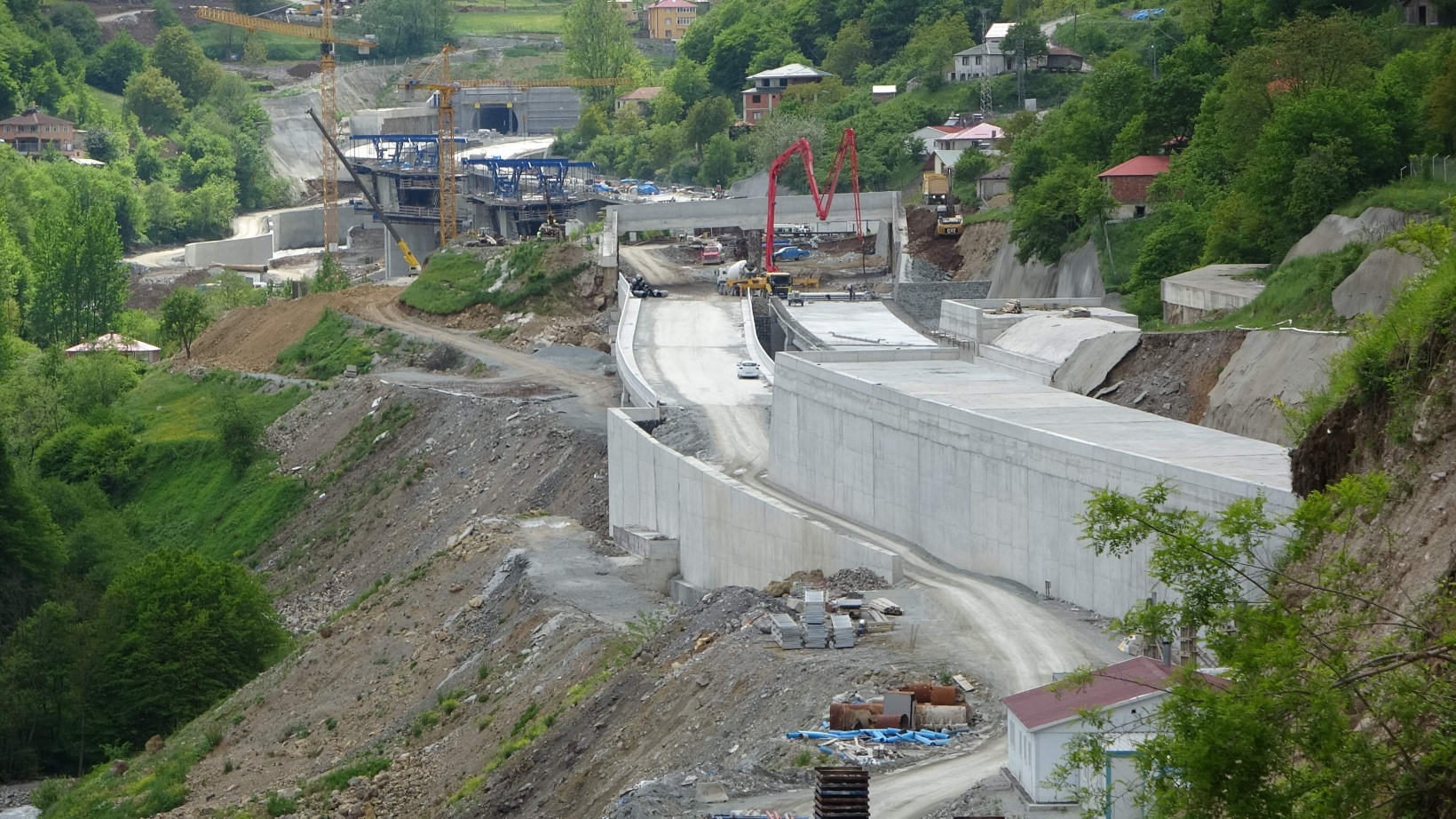 Yeni Zigana tünelinde çalışmalar son sürat devam ediyor 9