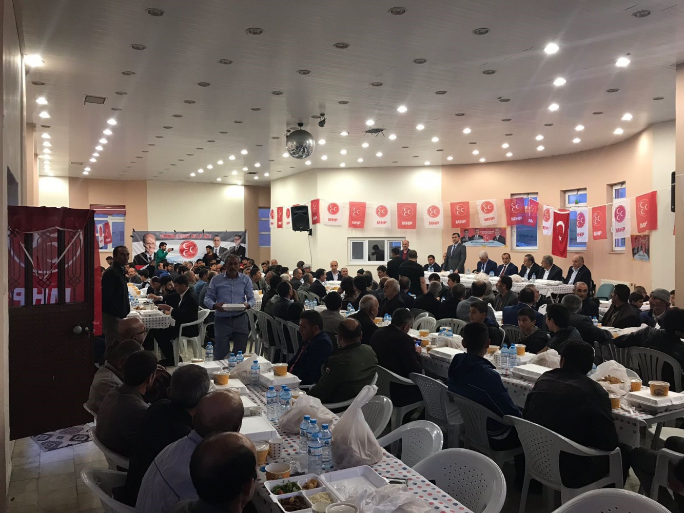 ‘Cümbüş ittifakının kimlerden destek aldığını halkımızın takdirine bırakıyoruz’ 12