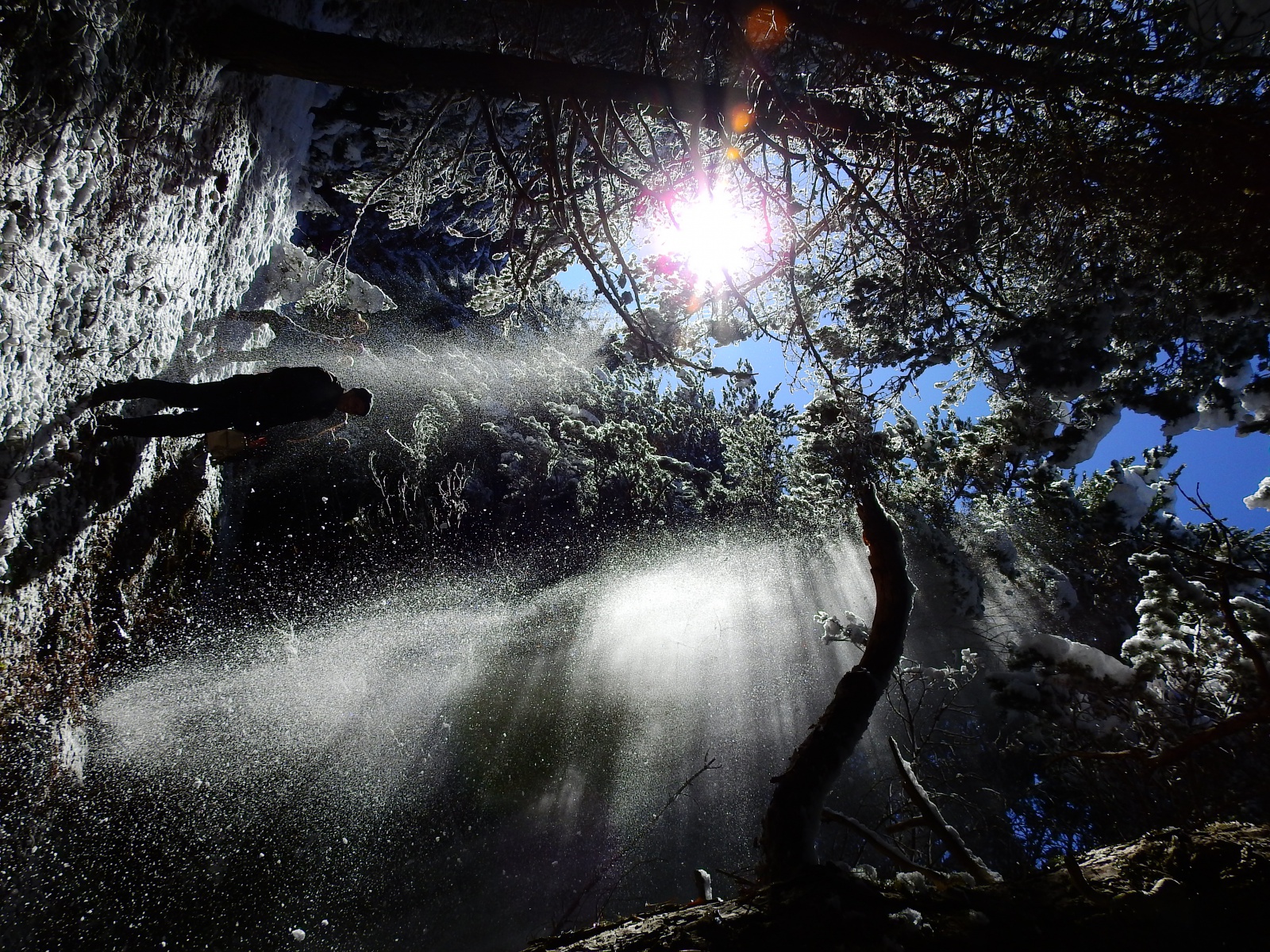 Gümüşhaneli dağcılar Zigana’da sonbahar ve kışı bir arada yaşadı 17