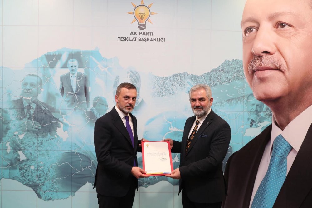 AK Parti Gümüşhane İl Başkanlığı görevine İl Genel Meclisi Başkanı Mehmet Emin Erdoğdu atandı.