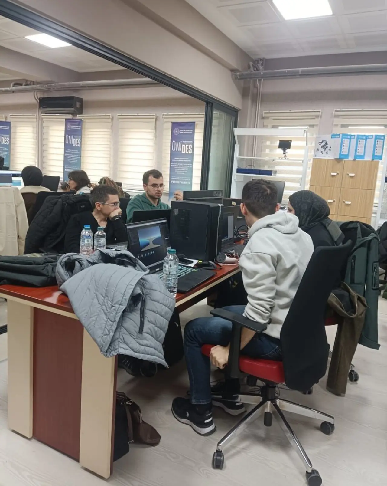 Dijital Dönüşüm Hackathonu’nda ilk üçe girdiler 4